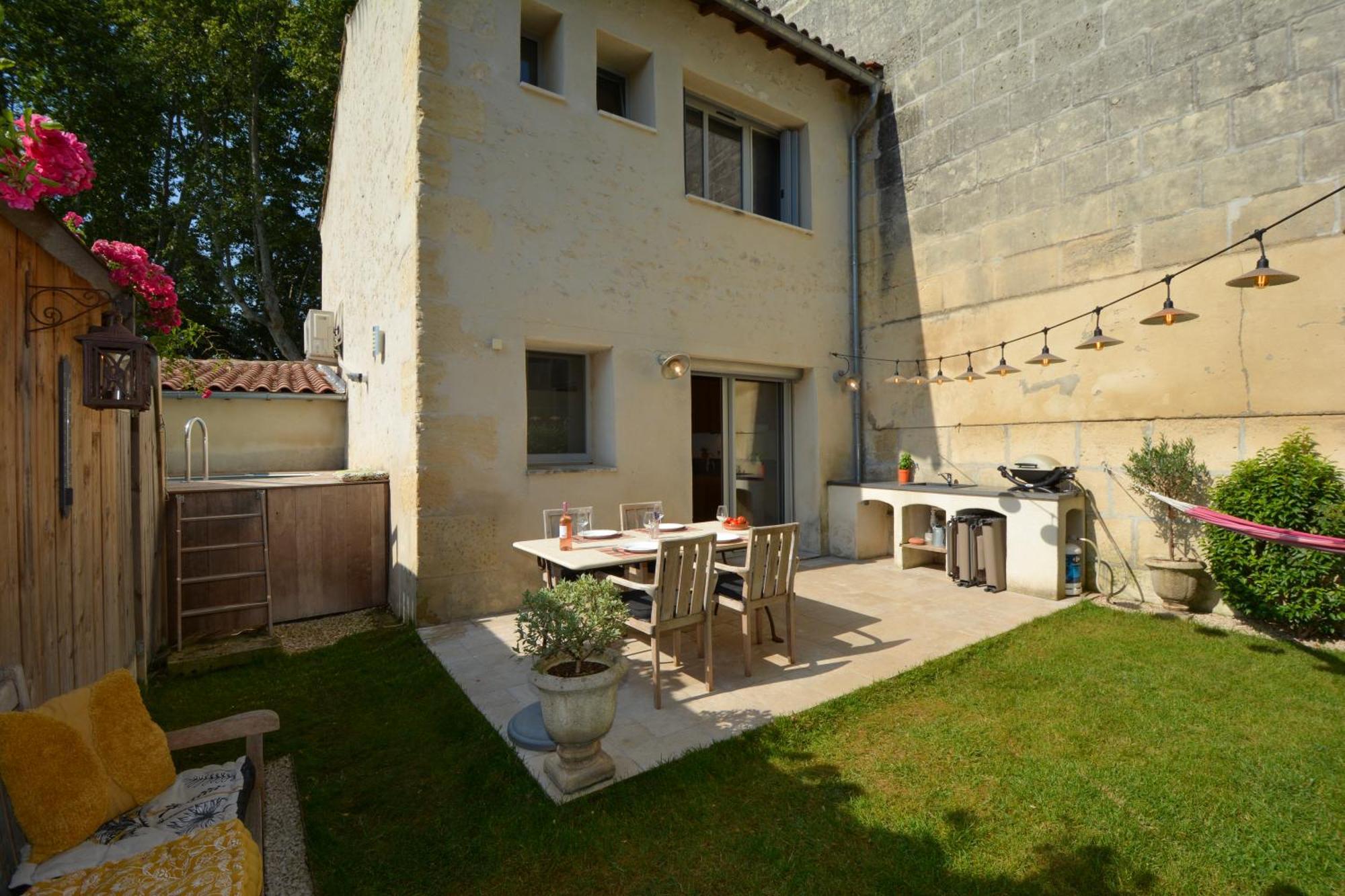 Maison Tarascon Exterior photo